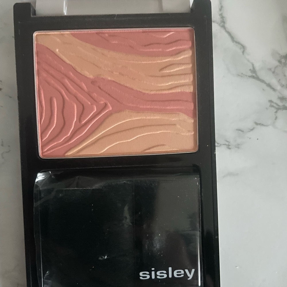 Sisley blush